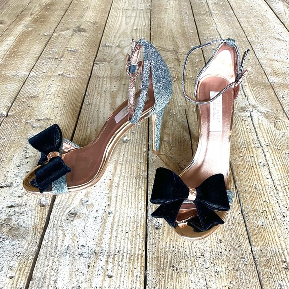Ted Baker Bowdalo Heels Silver Shimmer Black Velvet Bow Ankle Strap EU 37.5 US 7 - Picture 2 of 13